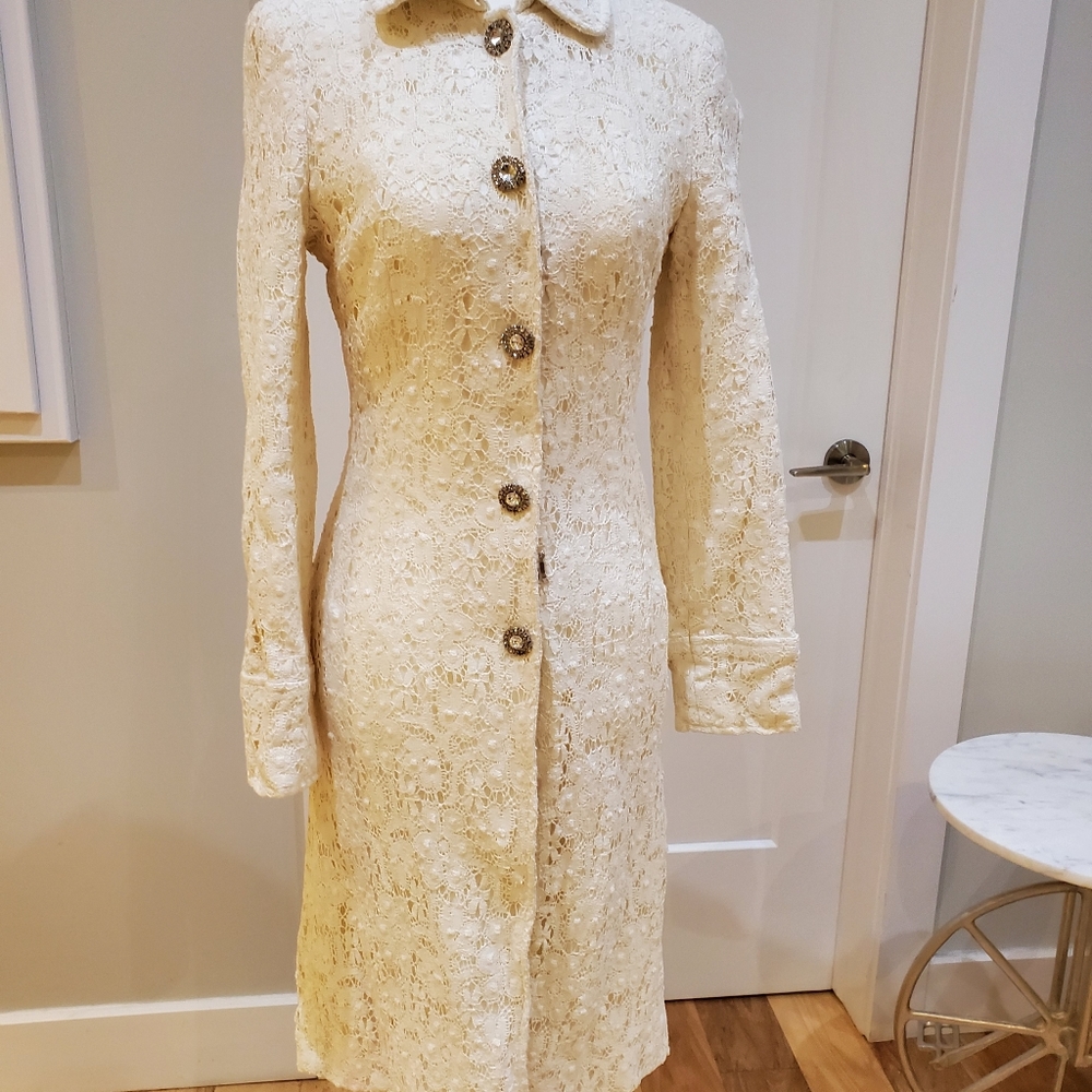 Sara Campbell cram coat
